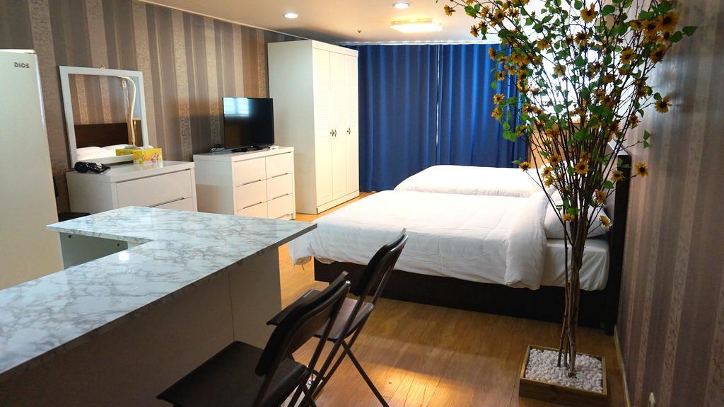 Lake & Stay Goyang Room photo